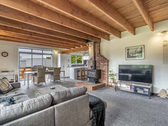 25 Marama Avenue South, Otatara