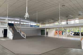 OWN OR LEASE IN LINK DRIVE