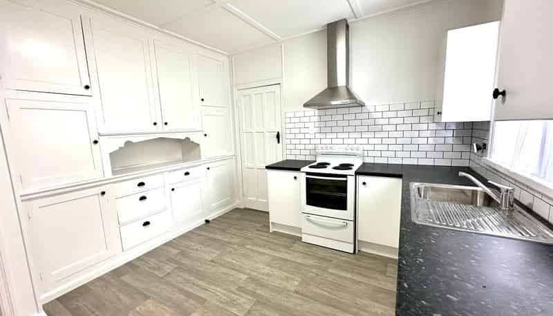 90 Hatea Drive, Regent