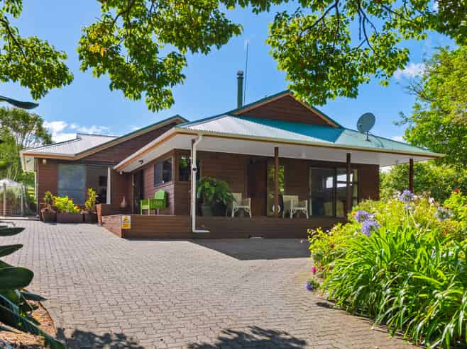 111A Newton Road, Maungatapere