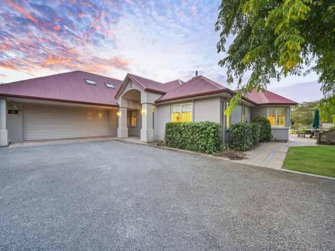 130 Merton Road, Fernside