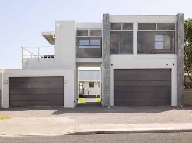 31 Karewa Parade, Papamoa