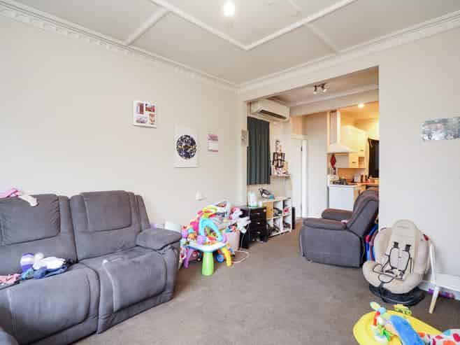 108 Venus Street, Strathern