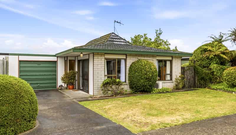 57 Whakaipo Avenue, Taupo