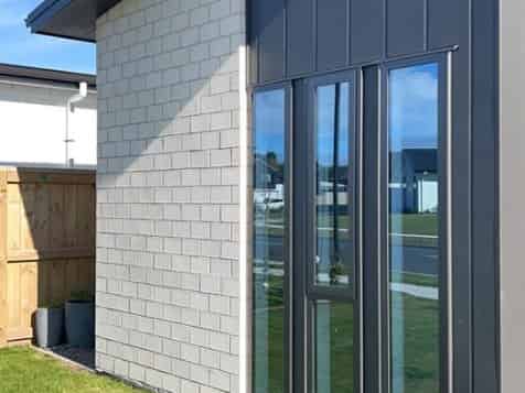 100 Harakeke Drive, Wharewaka