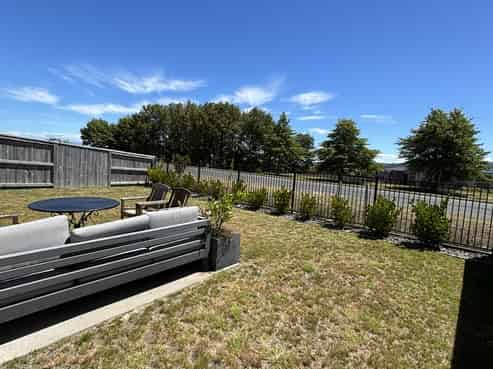 100 Harakeke Drive, Wharewaka