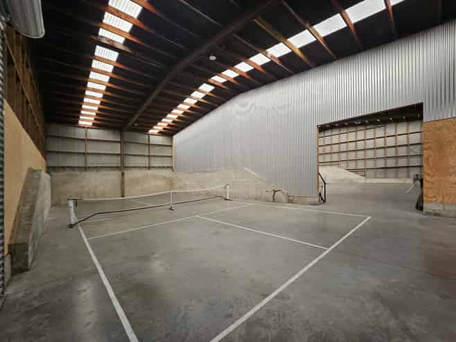 Miro industrial with yard