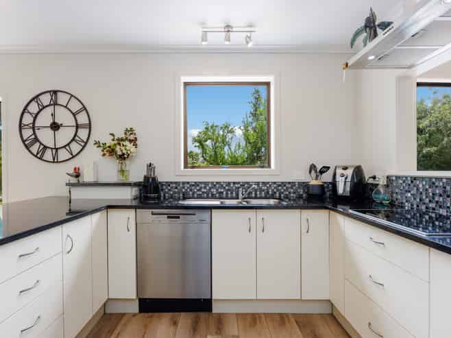 605 Whakapirau Road, Maungaturoto