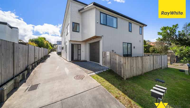 37 Stottholm Road, Titirangi