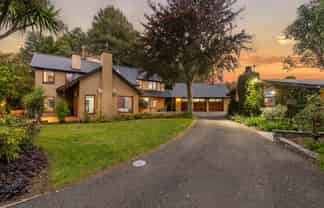 455A Johns Road, Harewood