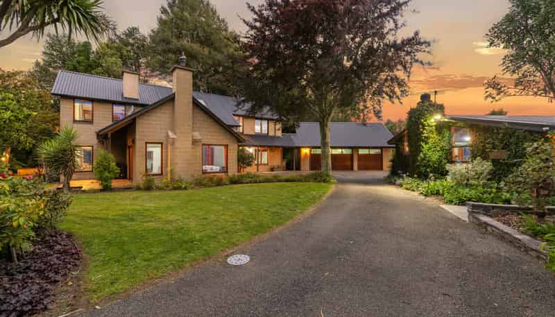 455A Johns Road, Harewood