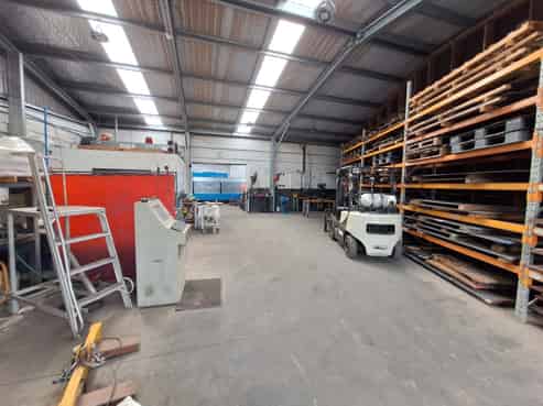 FOR SALE - PRIME COMMERCIAL PROPERTY IN WAITARA