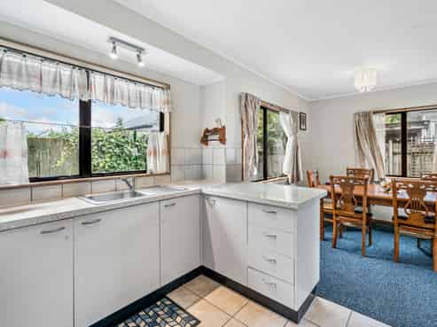 3/50 Gray Avenue, Mangere East