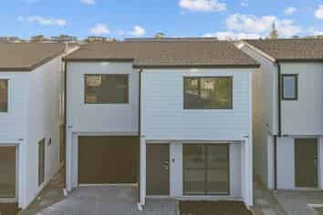 Lot 5/20 Beaumonts Way, Manurewa