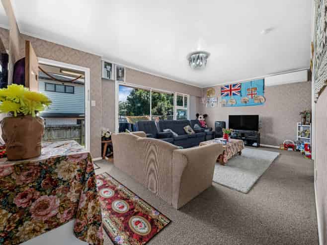 19A Garth Place, Manurewa