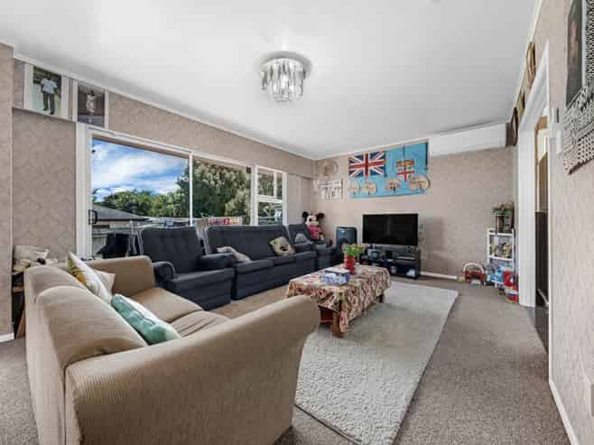 19A Garth Place, Manurewa