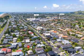 84A Percy Road, Papamoa