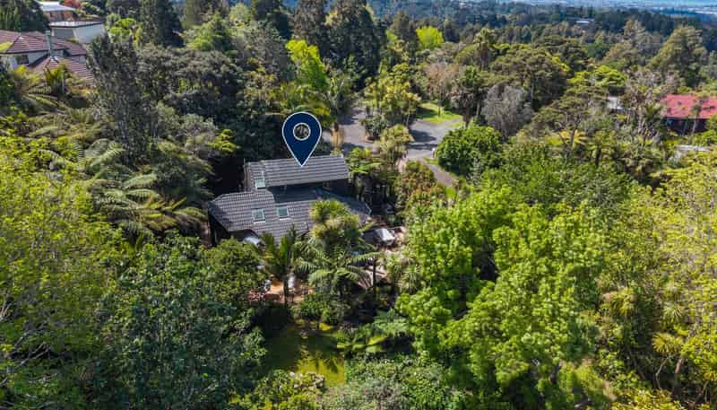 19 Atarua Gardens, Waiatarua