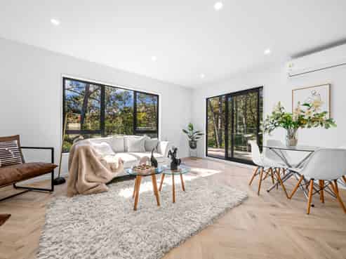 5A / 5B Saddleback Rise, Murrays Bay