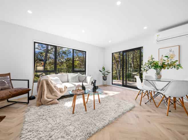 5A / 5B Saddleback Rise, Murrays Bay