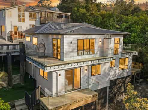 5A / 5B Saddleback Rise, Murrays Bay