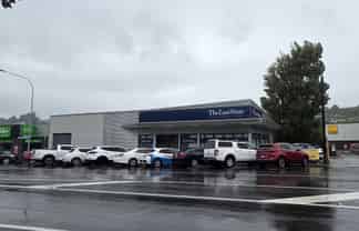 Modern Office - Central Tawa Location