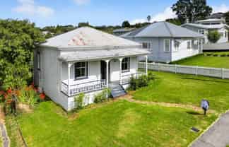 55 Huka Road, Birkenhead