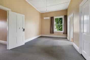 55 Huka Road, Birkenhead