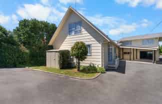 222A Old Farm Road, Hamilton East