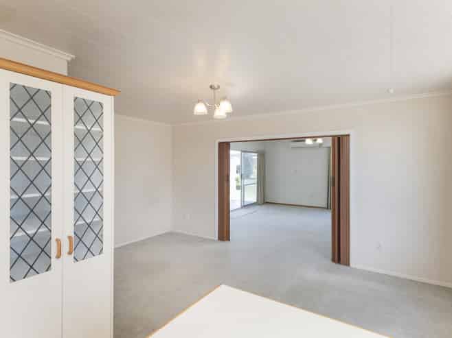 10 Mason Street, Riverdale