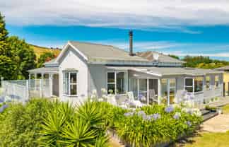 137 Lord Rutherford Road South, BRIGHTWATER