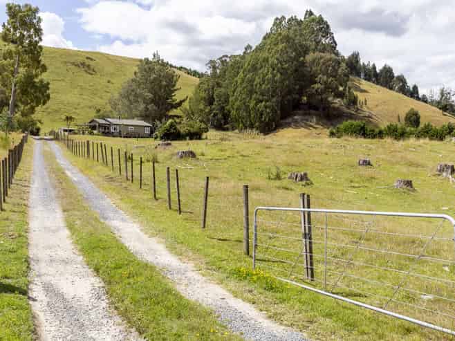 312 Whangamata Road, Kinloch