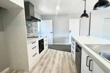 A/104 Burwood Road, Burwood