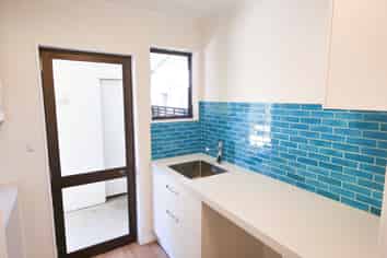 8D Buckley Grove, Paraparaumu