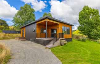 222 Otapouri Road, Owhango