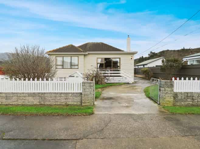 14 Best Street, Wainuiomata