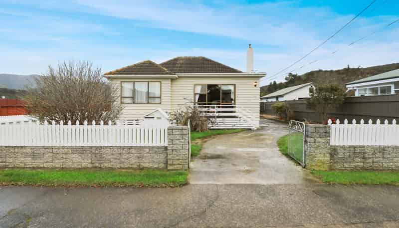 14 Best Street, Wainuiomata