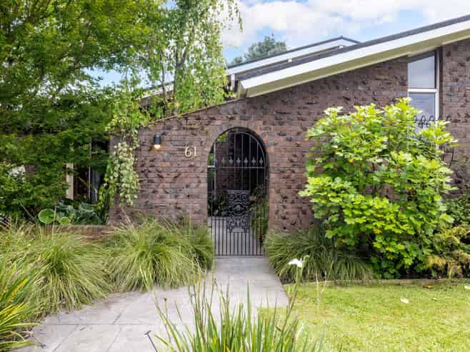 61 Chedworth Avenue, Chartwell