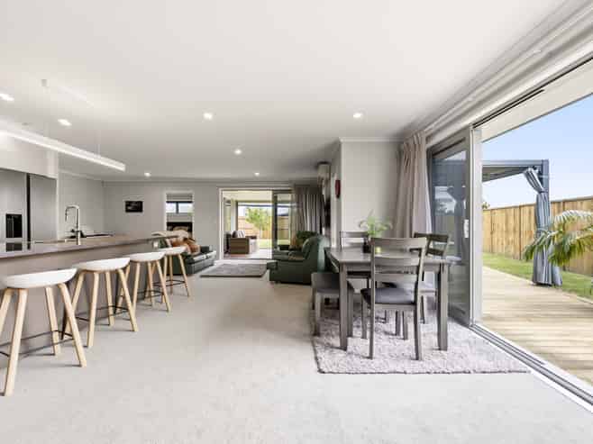 10 Tawhai Crescent, Wharewaka