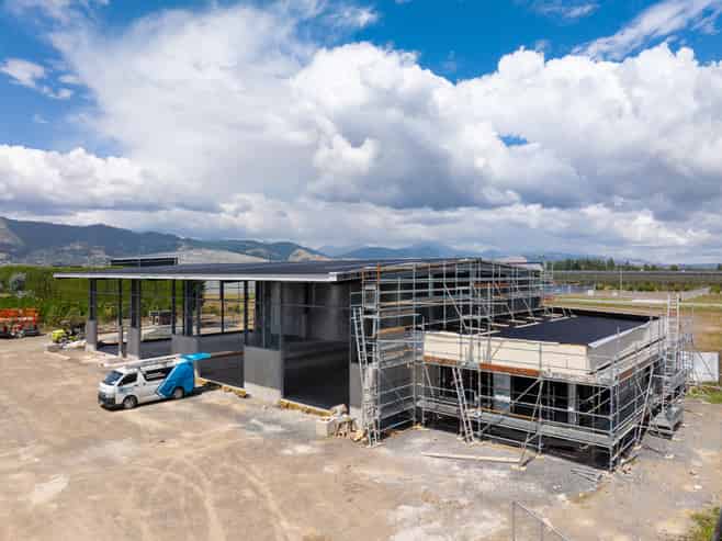 High Spec Industrial + Large Yard | April 2026