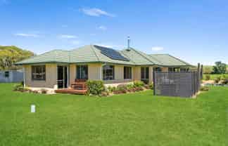 54 McRaes Road, Waikari