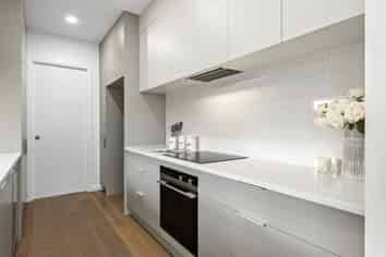 32 Yellow Pear Lane, Karaka