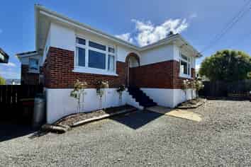 104 Tomahawk Road, Andersons Bay