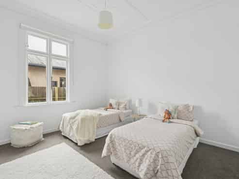 57 Royal Crescent, Saint Kilda