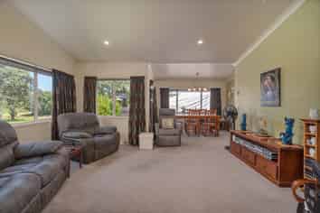 10/400 Bluff Road, Matarangi