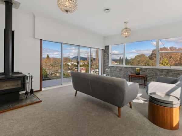 90 Kawaha Point Road, Kawaha Point