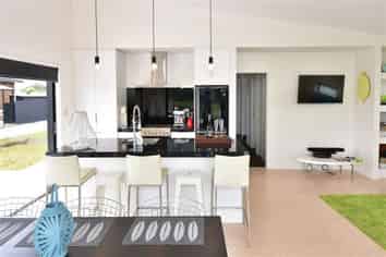 16 Dune View Drive, Mangawhai