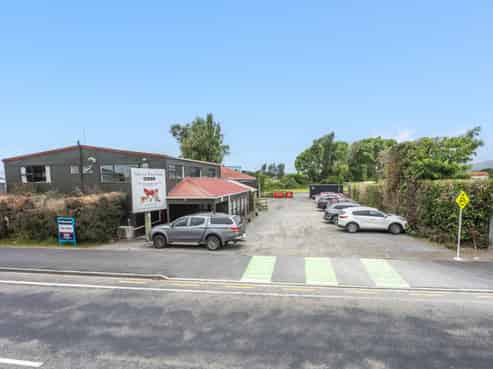 Versatile 530m² Industrial Commercial Opportunity!