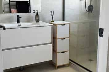 22A Meadway, Sunnyhills