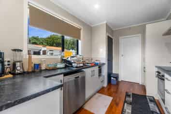 84 Saxbys Road, Deanwell